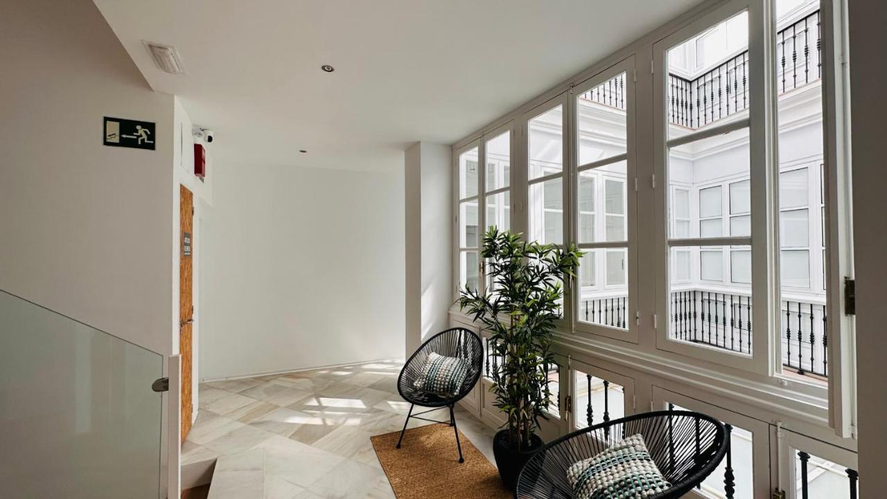 Apartamentos Gadir Centro 加的斯 外观 照片